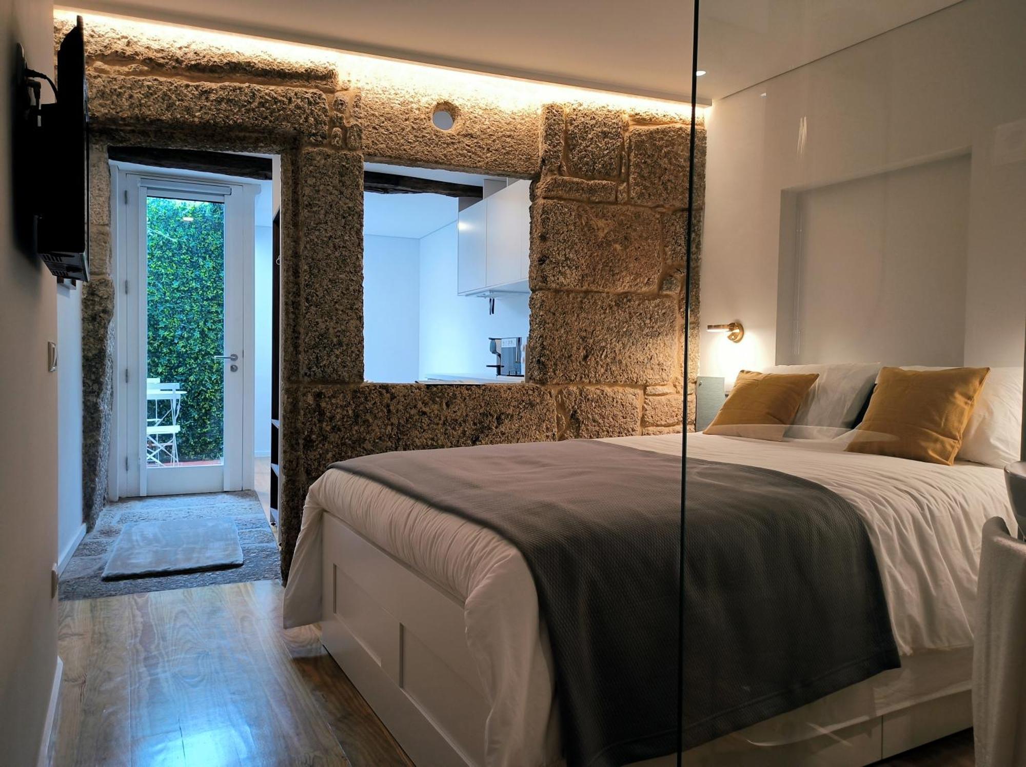 Domi Suites & Studios Guimaraes Ngoại thất bức ảnh