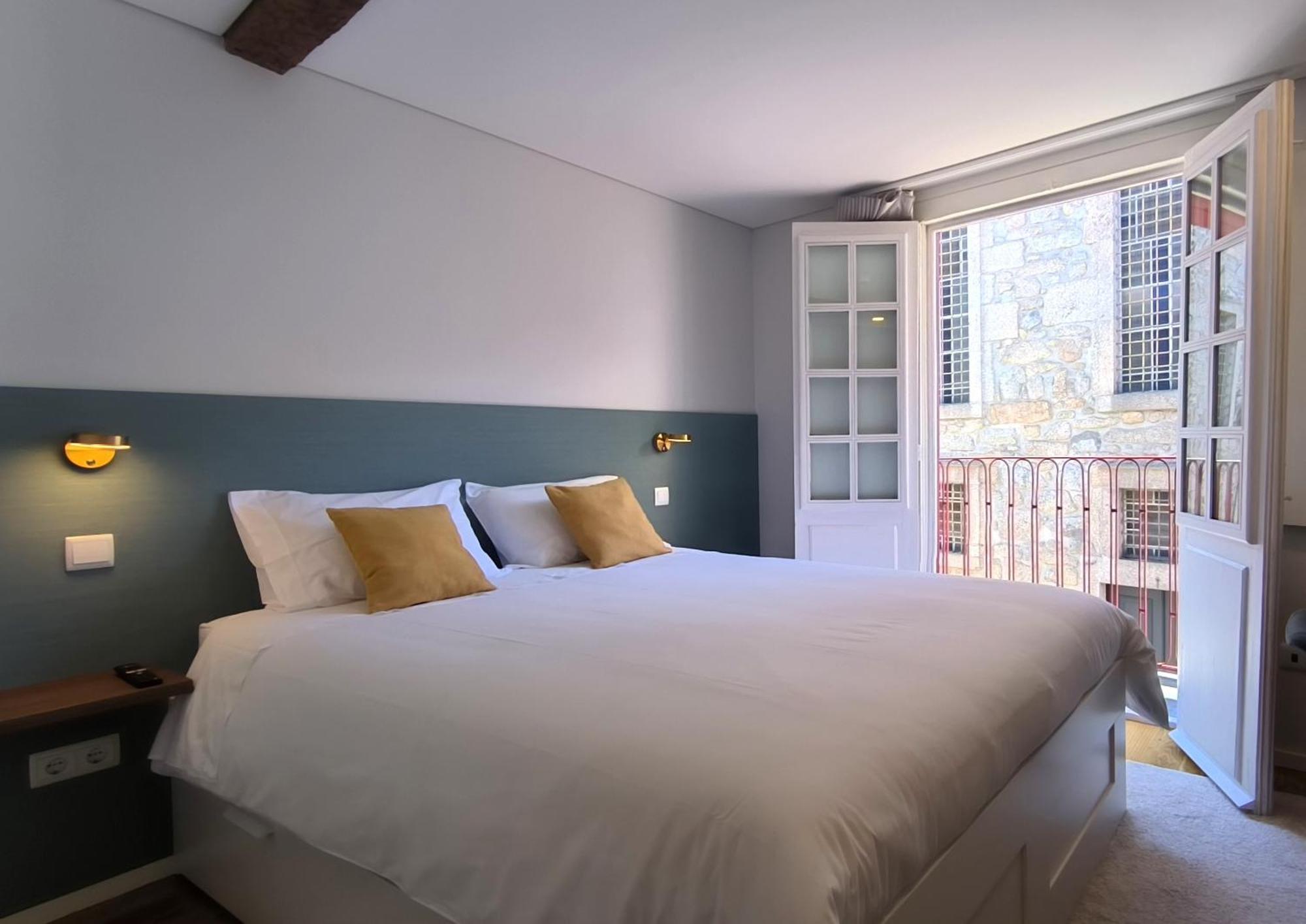 Domi Suites & Studios Guimaraes Ngoại thất bức ảnh